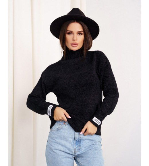 Вязаный теплый свитер-травка черного цвета