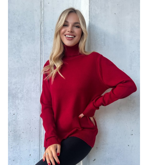 Червоний кашеміровий светр із високим горлом