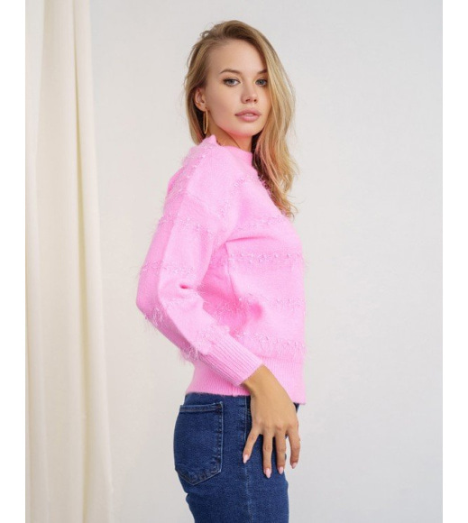 Розовый свитер-травка с полосатым декором