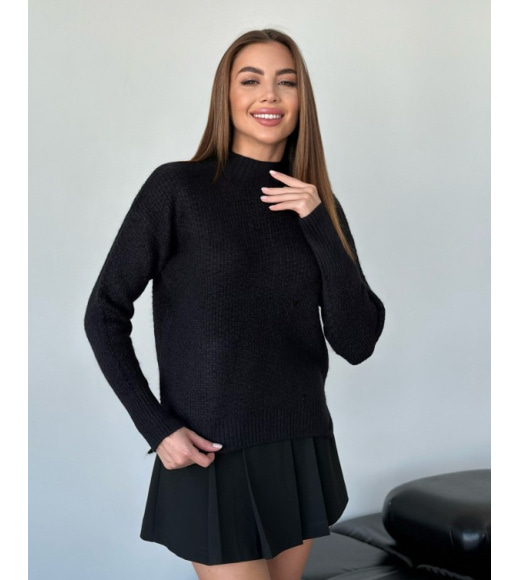 Ангоровый свободный свитер черного цвета