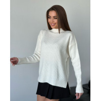 Агноровий вільний светр білого кольору