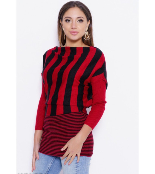 Черно-красный полосатый свитер с декором из страз