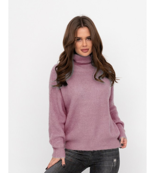 Бузковий светр-травичка з високим горлом