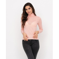 Персиковый трикотажный гольф с жемчужными бусинами