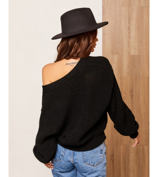 Черный вязаный свитер на пуговицах