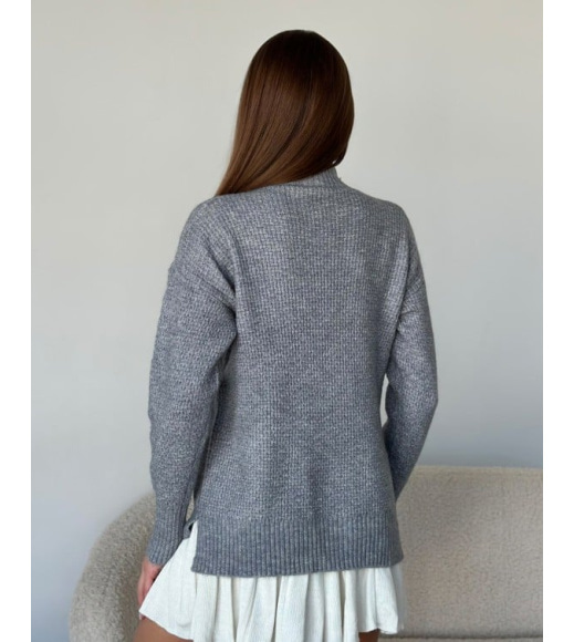 Ангоровый свободный свитер темно-серого цвета