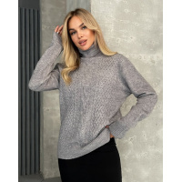 Серый свитер объемной вязки с высоким горлом