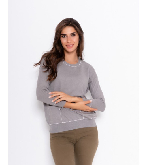 Серый эластичный свитер с карманами