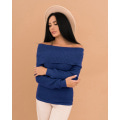 Синій ангоровий в`язаний светр з відворотом