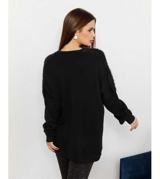Черный ангоровый свободный свитер с вставками