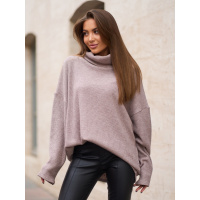 Коричневый вязаный свитер в стиле оверсайз