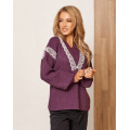 Фіолетовий вовняний пуловер з мереживом