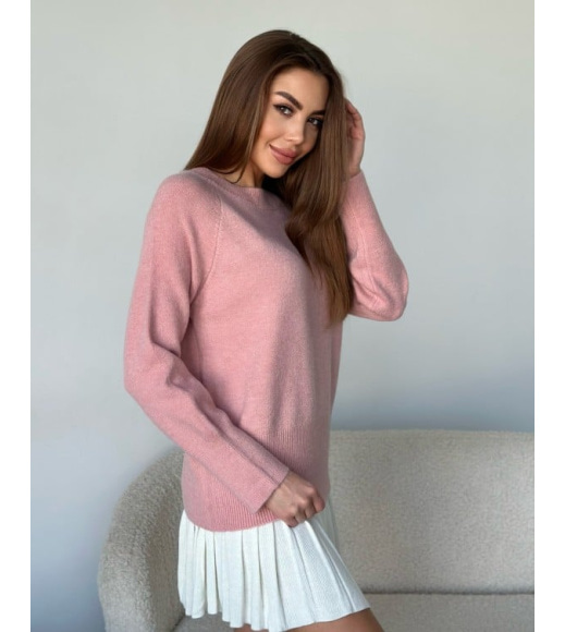 Розовый ангоровый свитер с удлиненными манжетами