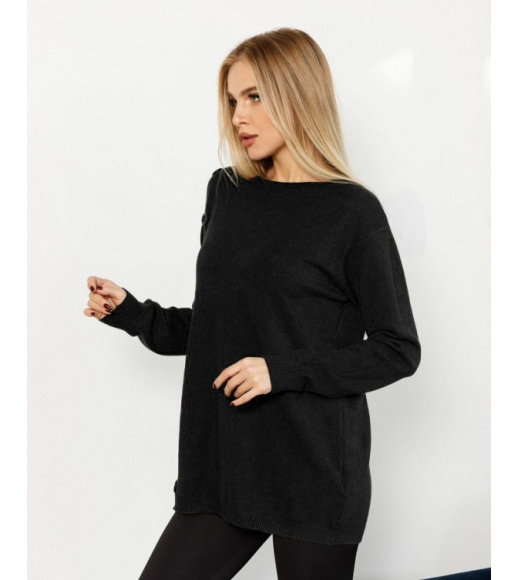 Черный ангоровый свитер декорированный пуговицами