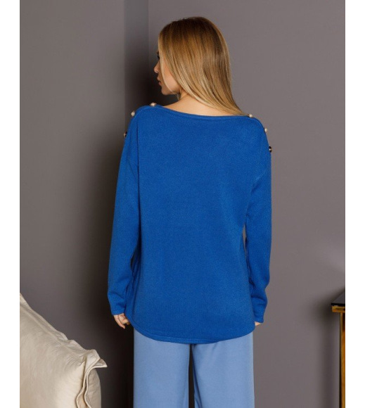 Синий ангоровый свитер с пуговицами на плечах