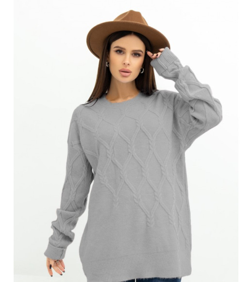 Сірий теплий светр декорований аранами