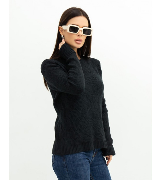 Чорний м'який светр із в'язаними візерунками