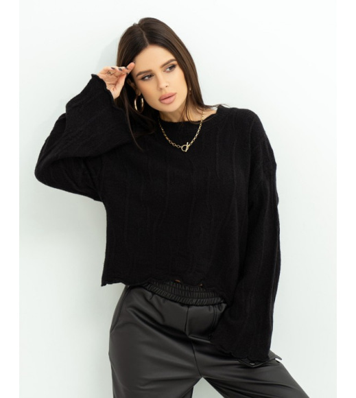 Чорний светр із розкльошеними рукавами