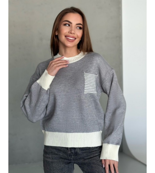Сірий ангоровий светр із кишенею