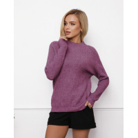 Сиреневый шерстяной свитер фактурной вязки