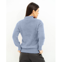 Теплый однотонный свитер-травка серого цвета