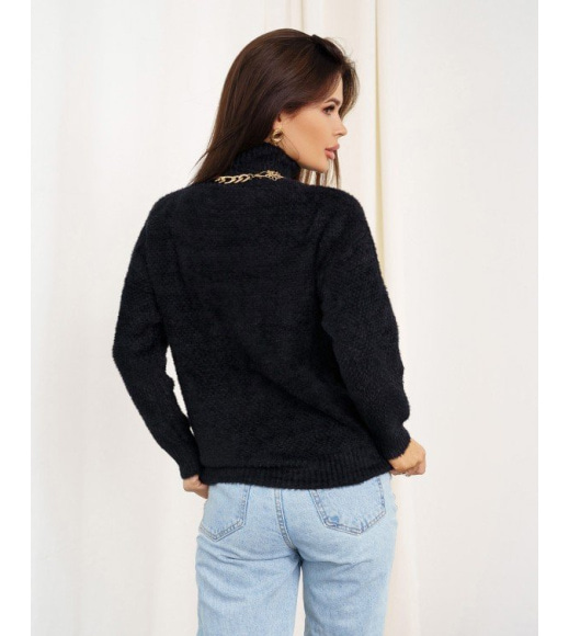 Черный мохеровый свитер с высоким горлом