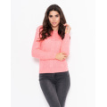 Розовый шерстяной свитер ажурной вязки