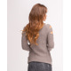 Бежевый шерстяной свитер с горизонтальными разрезами