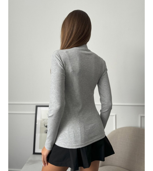 Серая хлопковая водолазка в рубчик