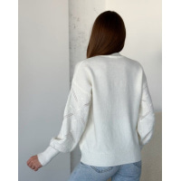 Ангоровий білий светр із об'ємними рукавами
