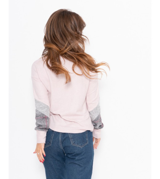 Розовый ангоровый свитер с вставками на рукавах