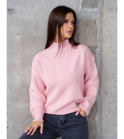 Рожевий вовняний трикотажний светр-гольф