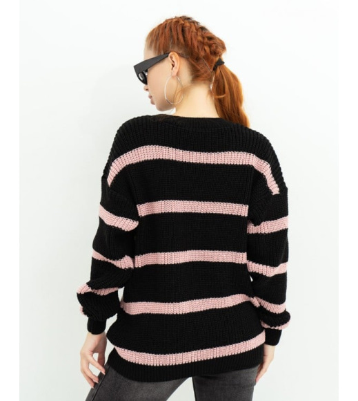 Черный вязаный свитер с полосками
