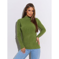 Зеленая кашемировая водолазка в рубчик