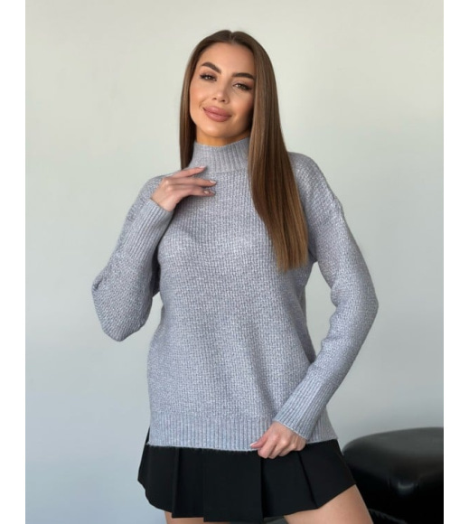 Ангоровый свободный свитер серого цвета