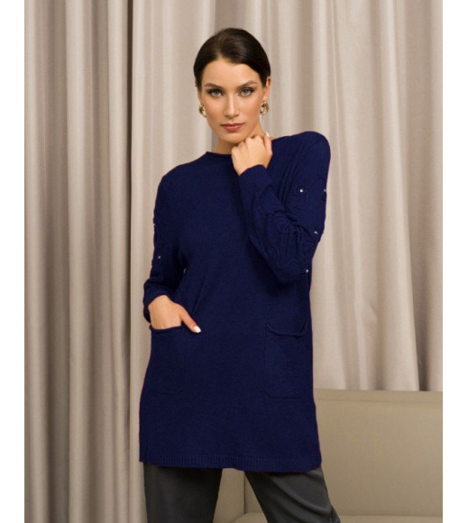 Темно-синий шерстяной свитер с декором на рукавах