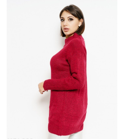 Бордовый удлиненный свитер с горловиной