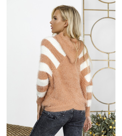 Персиковий в`язаний светр на блискавці з капюшоном