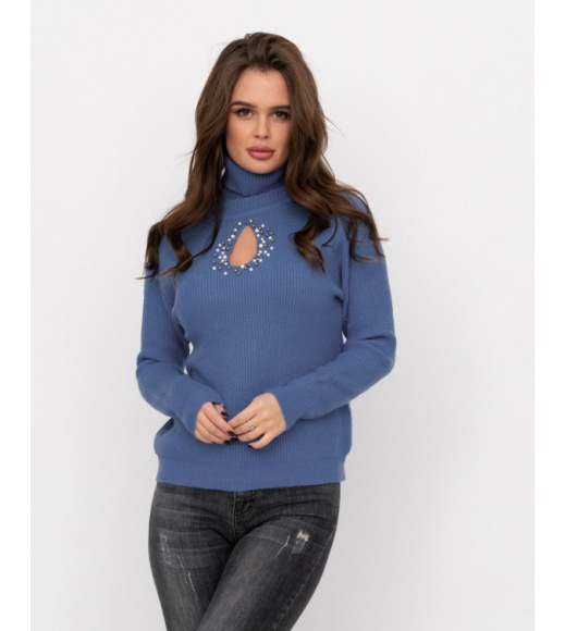 Синій вовняний светр з декоративним вирізом