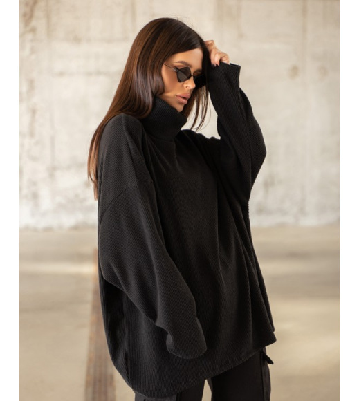 Чорний ангоровий светр із хомутом