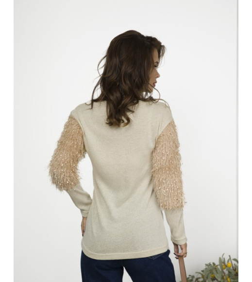 Бежевий трикотажний светр з об`ємними вставками на рукавах