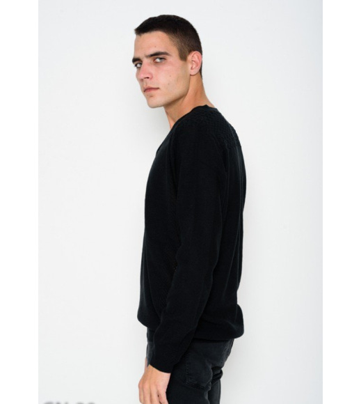 Черный свитер фактурной вязки с перфорацией и пуговицами на горловине