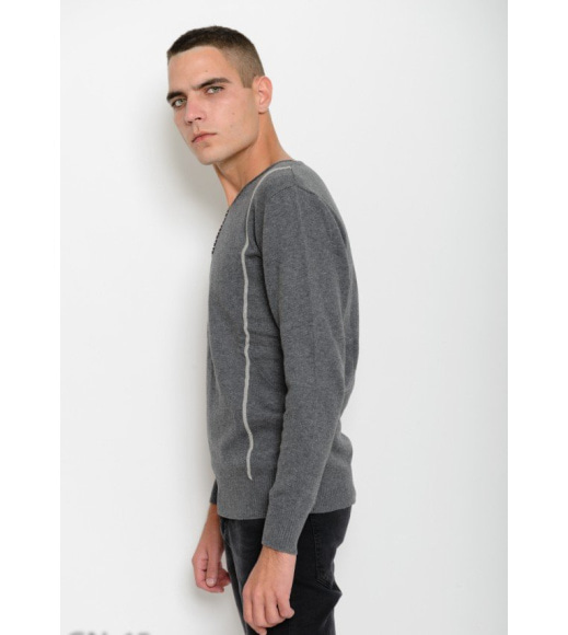 Сірий вовняний тонкий светр з V-подібною горловиною декорованою гудзиками