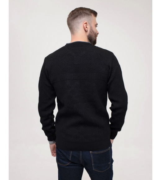 Черный шерстяной свитер фактурной вязки