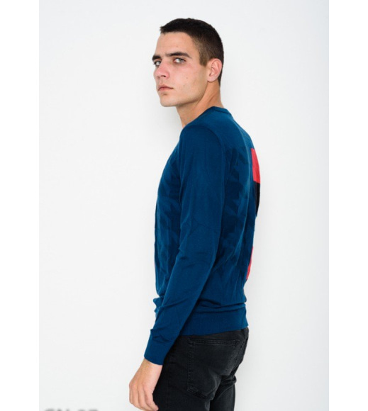 Синий тонкий свитер с ярким геометрическим декором
