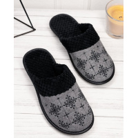 Серые замшевые тапочки с вышивкой