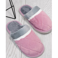 Розовые стеганые тапочки из искусственного меха