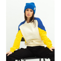 Молочный свитшот с сине-желтыми вставками