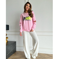 Розовый принтованный свитшот с разрезами