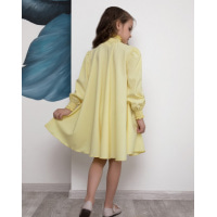 Желтое свободное платье-трапеция с жаткой